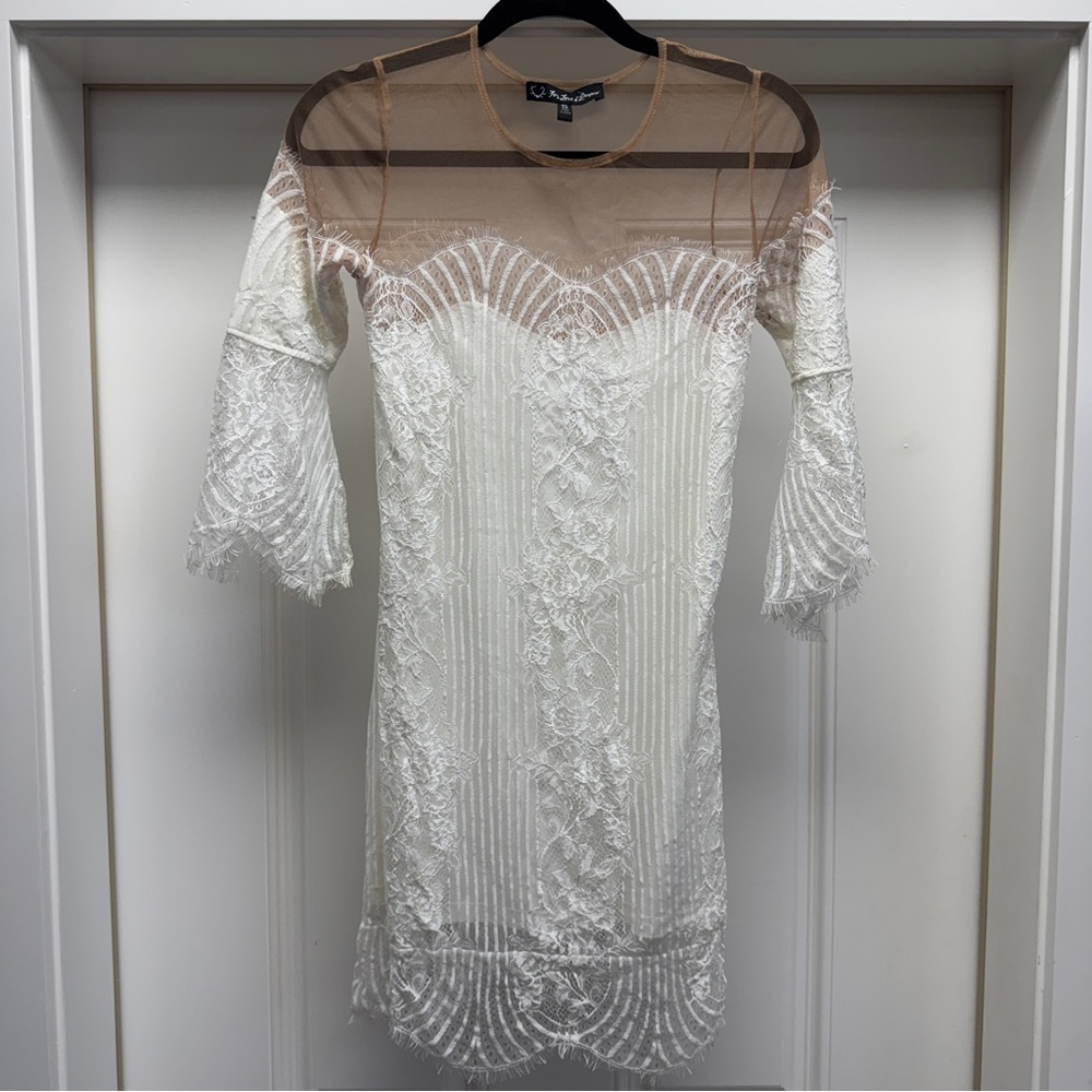 Belle Mini Dress in White FOR LOVE & LEMONS - Picture 4 of 13